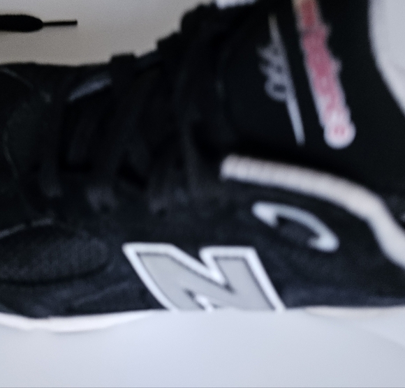 New Balance 990 V3 - Picture 6 of 8